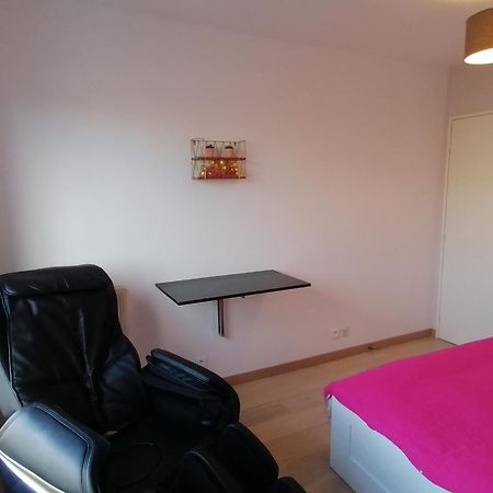 Beautiful T4 Appartement 8 Personnes Proche Disney Parking Prive Bussy-Saint-Georges Exterior photo